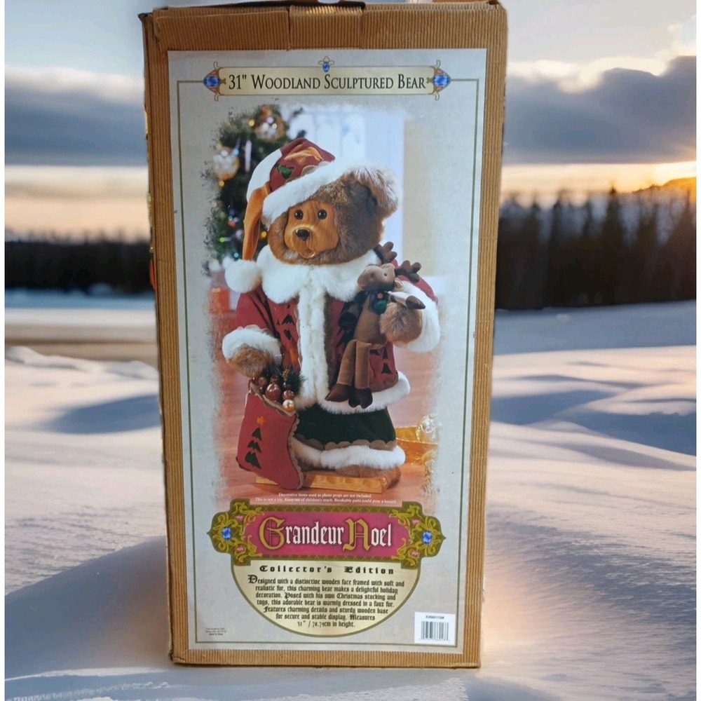 2003 Grandeur Noel Christmas Collector's 31" Woodland Sculptured Bear With Box